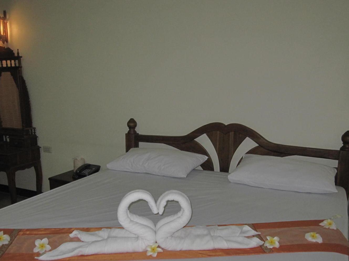Veerasuda Condotel Ratchaburi Екстер'єр фото